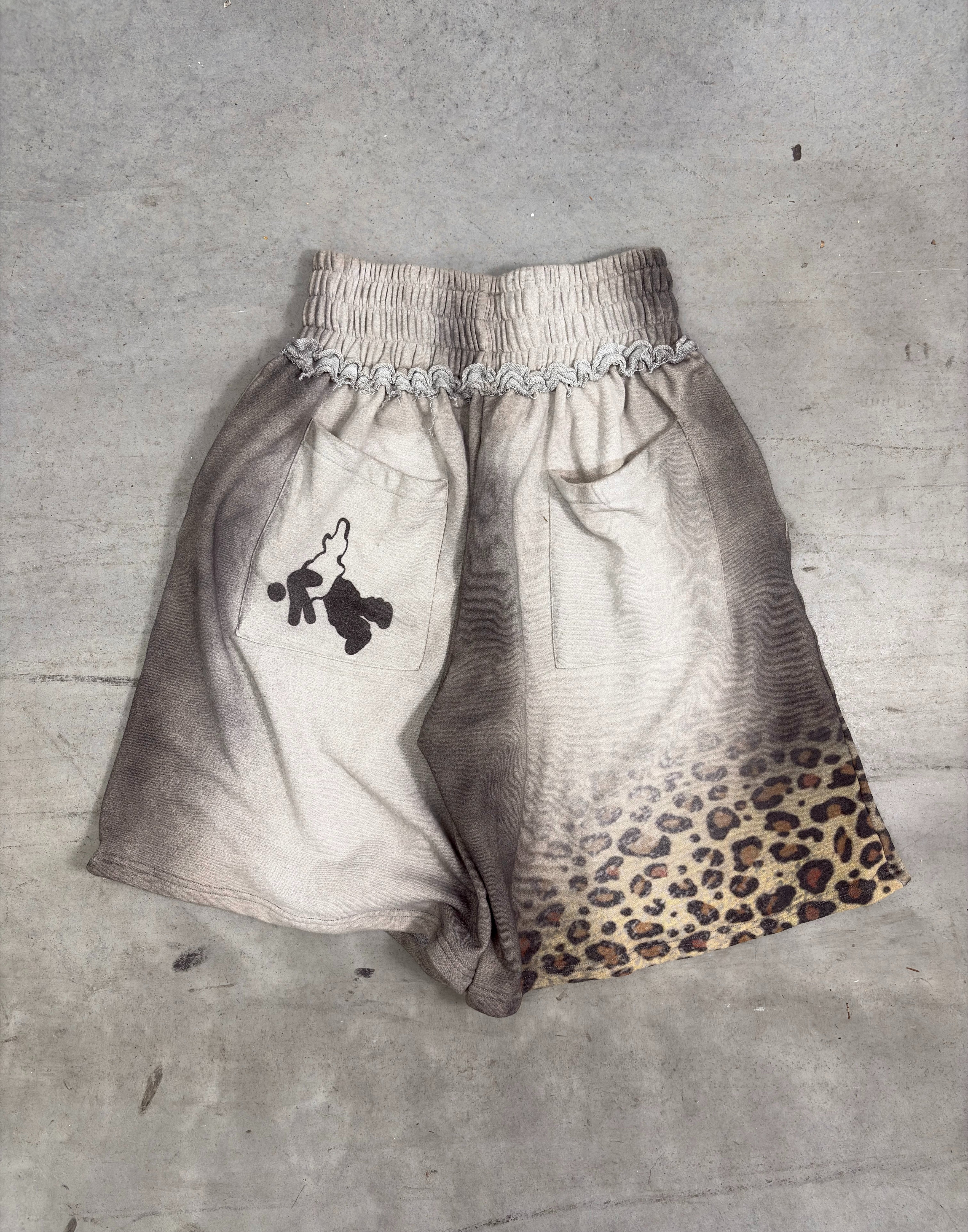 LEOPARD FADE SHORTS
